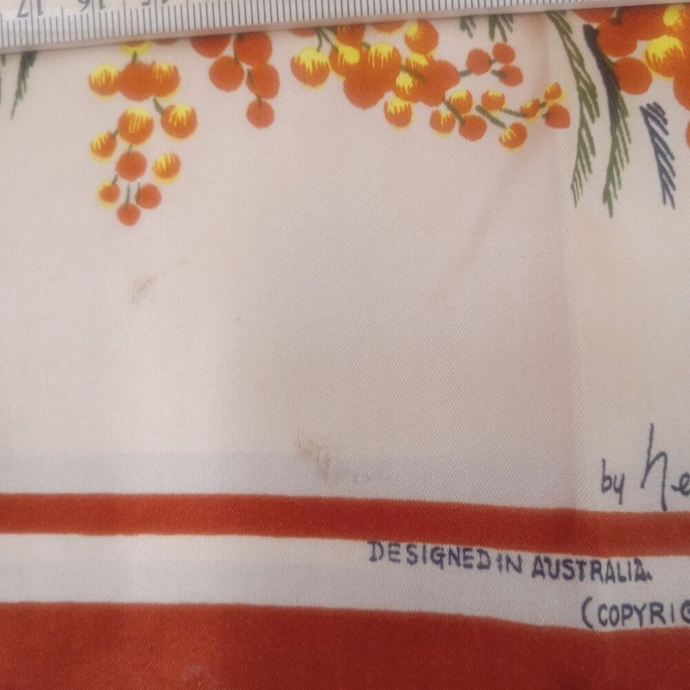 Vintage Australia Souvenir Square Large Scarf Wattle Flower Signed Neil AS IS - Picture 10 of 15